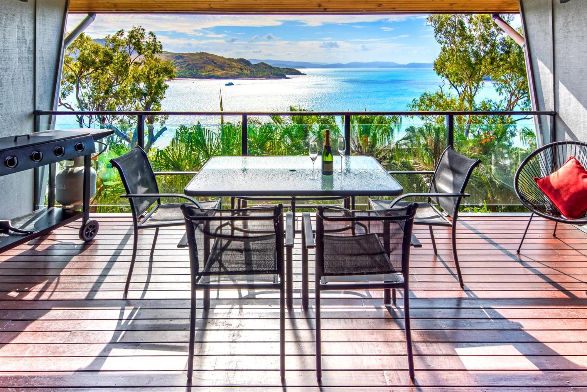 Shorelines Hamilton Island Exterior photo