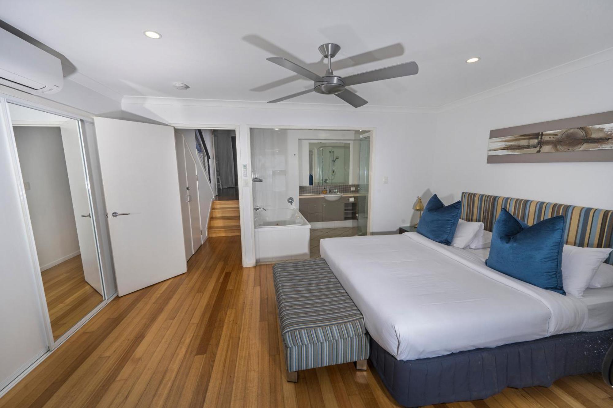 Shorelines Hamilton Island Exterior photo