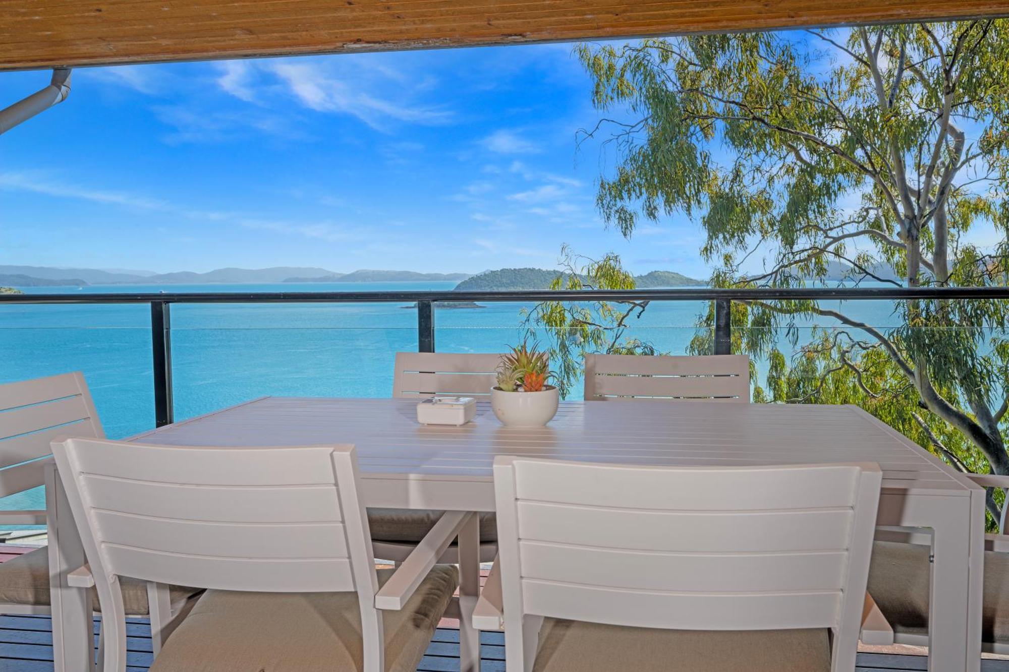 Shorelines Hamilton Island Exterior photo