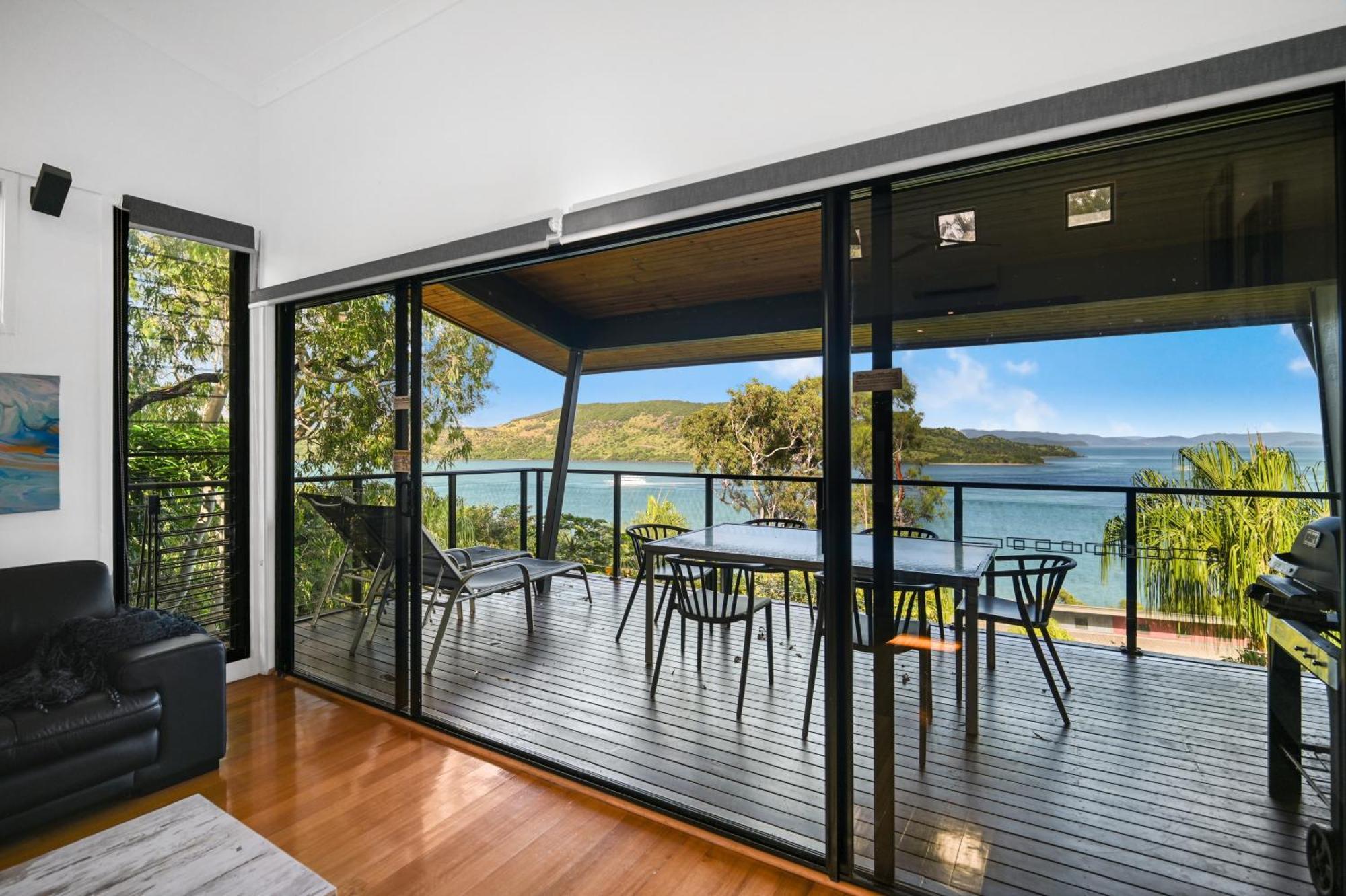 Shorelines Hamilton Island Exterior photo